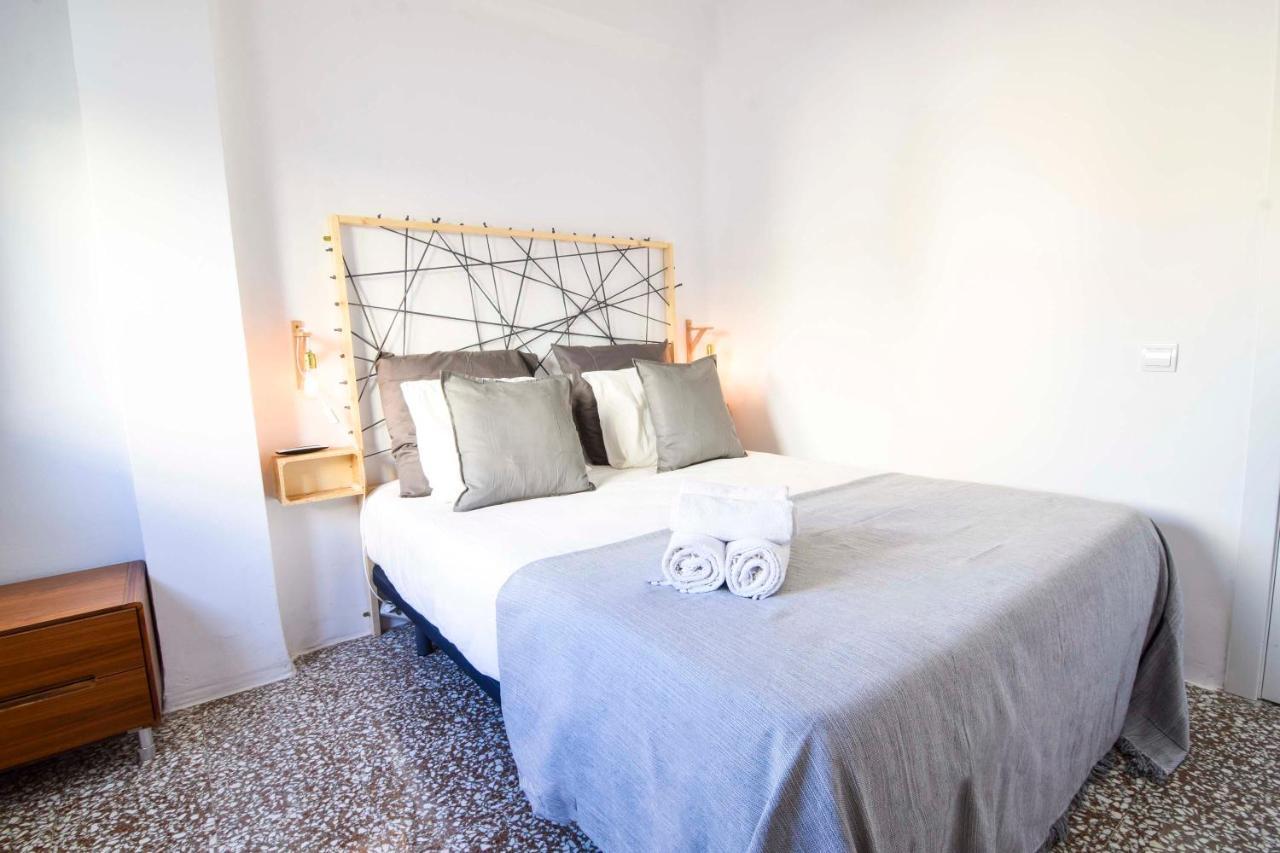 P&P Apartaments Arapiles マラガ エクステリア 写真