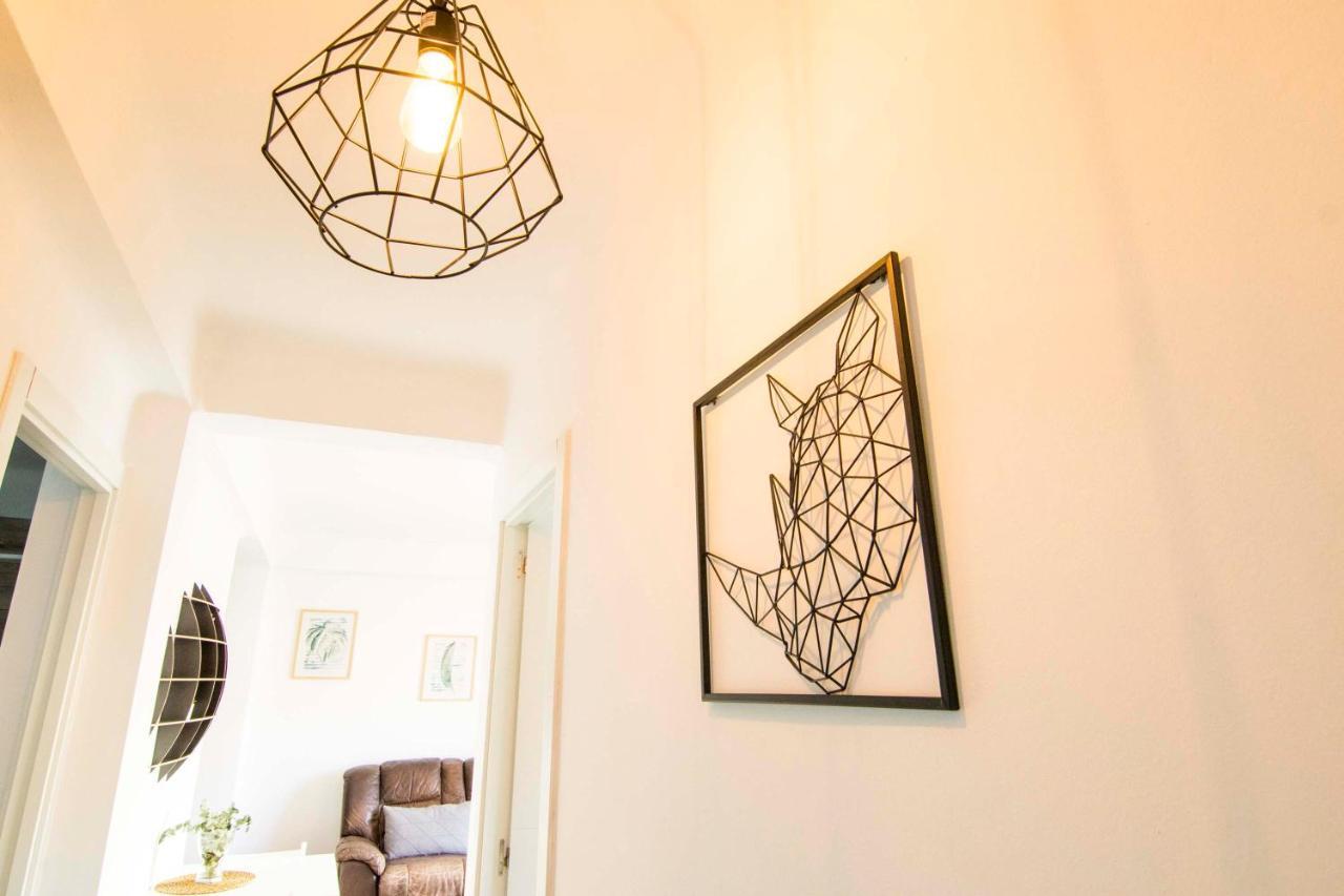 P&P Apartaments Arapiles マラガ エクステリア 写真